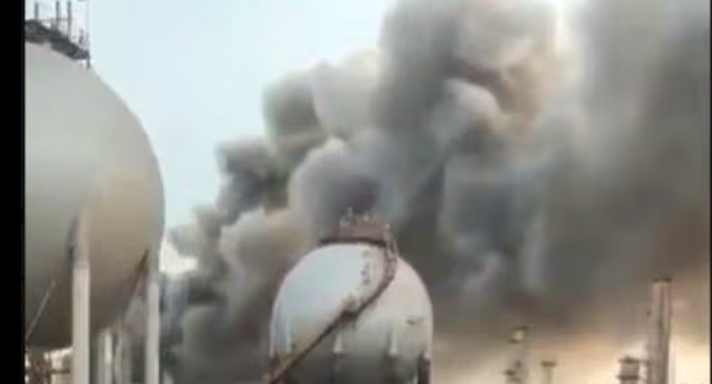 सबैभन्दा ठूलो तेल प्रशोधन केन्द्रमा इरानको आक्रमण