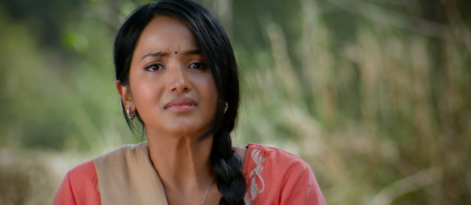 ‘पहाड’ को टिजर सार्वजनिक, नयाँ वर्षमा प्रदर्शन हुने